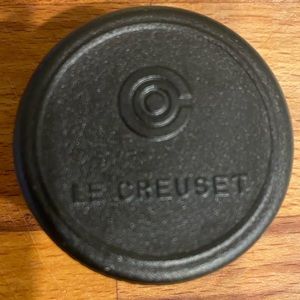 Le Creuset Medium Black Stainless replacement knob.
